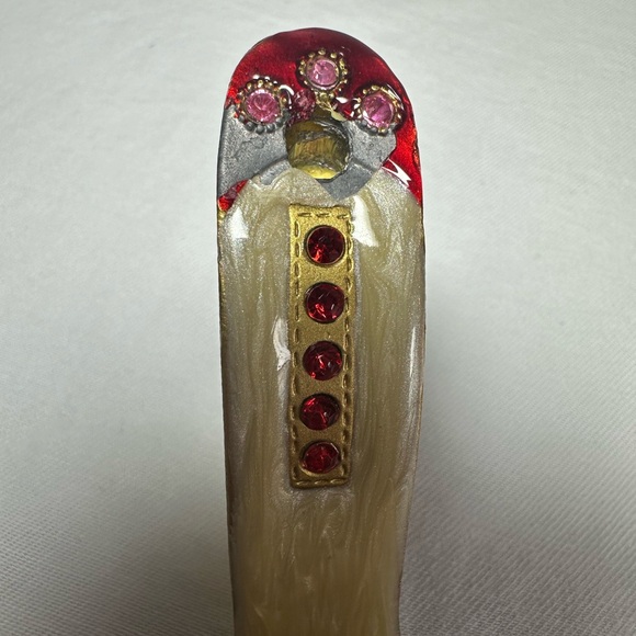 Shoe - Picture 6 of 12